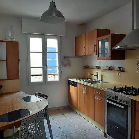 Maison De Centre-ville Avec Grande Terrasse Concarneau