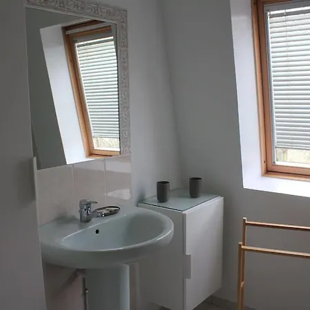 Сasa de vacaciones Maison De Centre-ville Avec Grande Terrasse